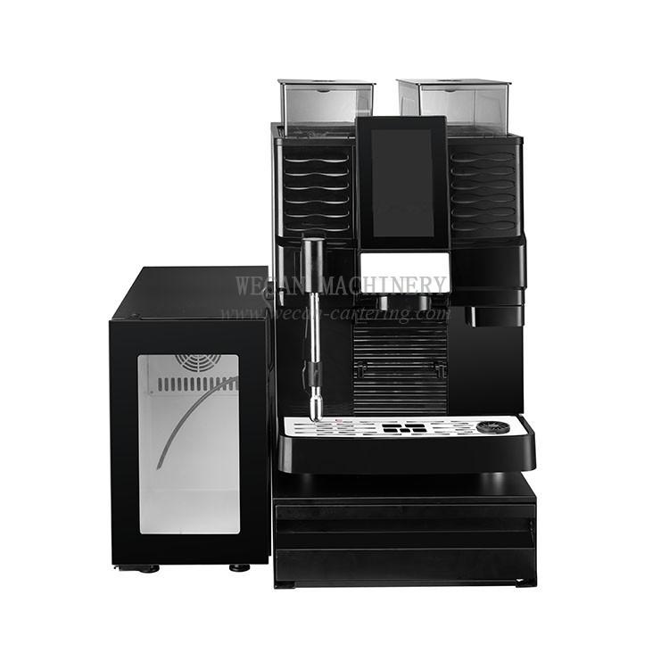Automatic coffee maker machine